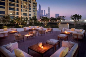 Luxury 2 Bed Apartment With Balcony in Vida Hill
